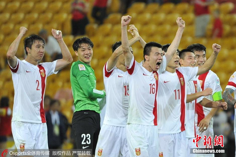 2015亚洲杯小组赛 中国队2:1逆转乌兹别克斯坦