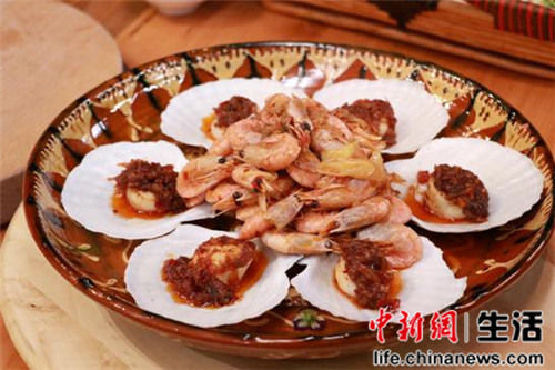 学做物美价廉的美味:五香浸带鱼 盐焗干贝大虾