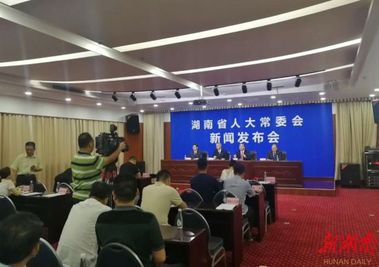 《湖南省物业管理条例》明年1月1日起正式实